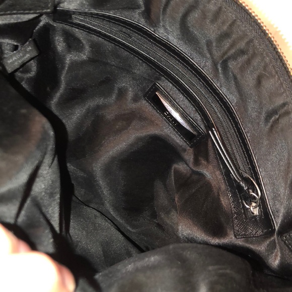 Black DKNY PURSE - Picture 3 of 3